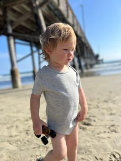 WALTY TRIPLE PACK Pale Solid Triple Pack Onesies -Me & Henry HB1210A 2