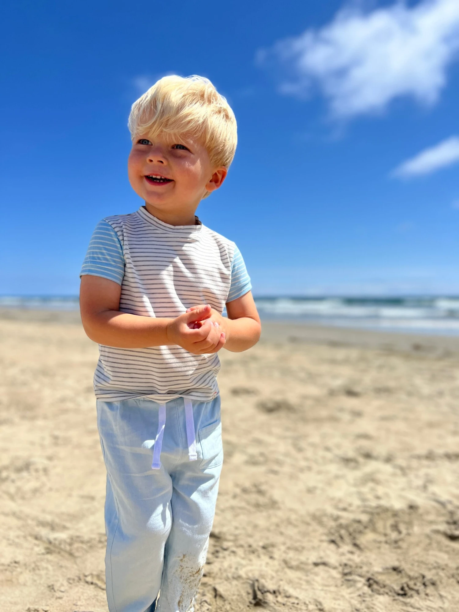 HASTINGS Grey/White Tee 3 HASTINGS Grey/White Tee - Image 3