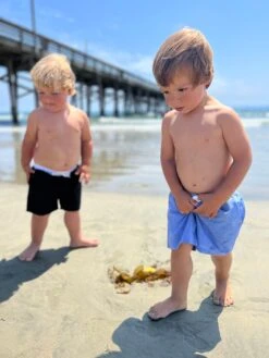 SPLASH Black/White Swim Shorts 7 SPLASH Black/White Swim Shorts -Me & Henry HB1286M 2HB1286J 2