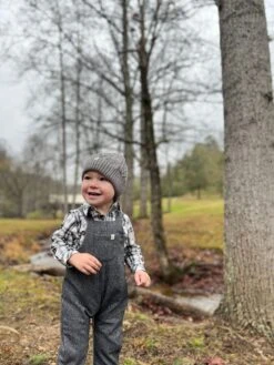 GLEASON Charcoal Knit Jersey Overalls -Me & Henry IMG 3996 c994e05f da5d 464a b084 6714e5bc435d