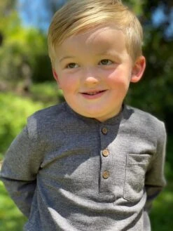 BENJI Heathered Charcoal Ribbed Henley -Me & Henry IMG 5296